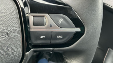 Peugeot 208 1.2 PureTech 100 Allure 5dr Petrol Hatchback